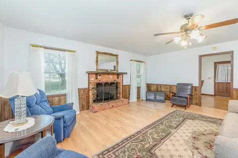 301 Edgewater Dr, Broadway, NC 27505 photo 6