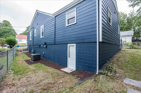 412 Cecil St, Durham, NC 27707 photo 3