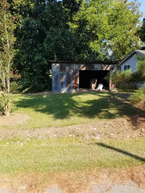 203 Hinnant St, Micro, NC 27555 photo 2