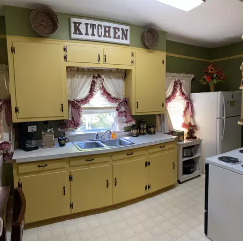 304 S 15th St, Erwin, NC 28339 photo 5