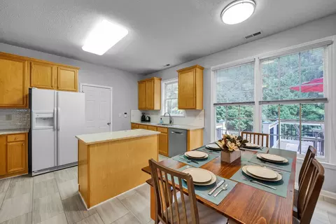 802 Clearview Ln, Durham, NC 27713 photo 3