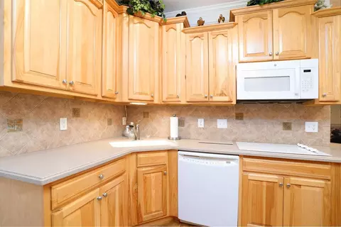 646 Stephenson Rd, Benson, NC 27504 photo 16
