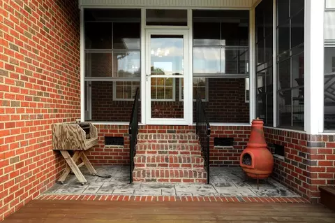 646 Stephenson Rd, Benson, NC 27504 photo 8