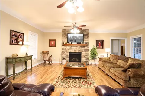 646 Stephenson Rd, Benson, NC 27504 photo 13