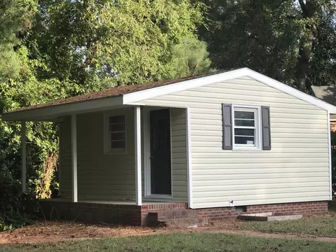 719 S First St, Smithfield, NC 27577 photo 4