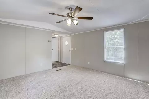 427 Memory Ln, Benson, NC 27504 photo 6