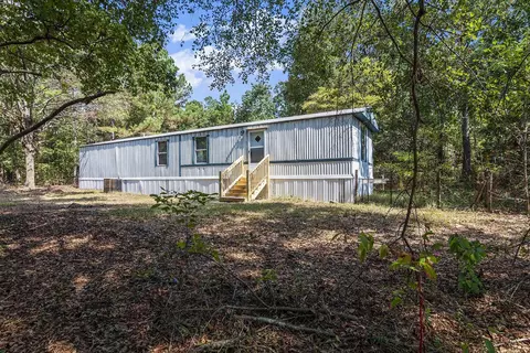 427 Memory Ln, Benson, NC 27504 photo 3