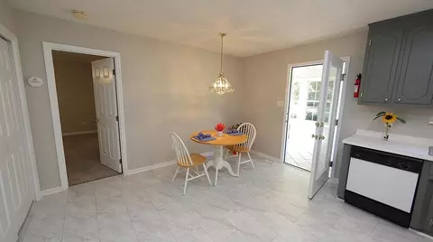 151 Lansing Dr, Benson, NC 27504 photo 6