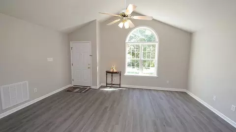 151 Lansing Dr, Benson, NC 27504 photo 4