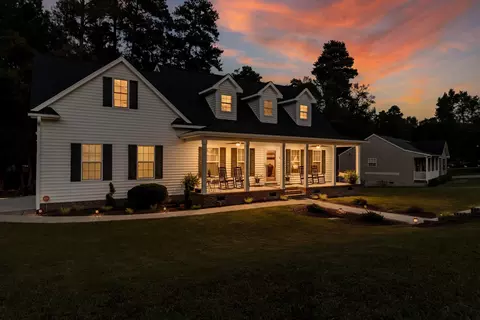 4301 Marbrey Dr, Durham, NC 27703 photo 3