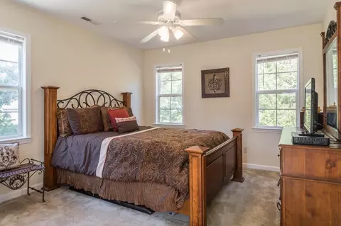 4301 Marbrey Dr, Durham, NC 27703 photo 17
