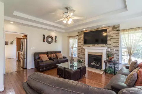 4301 Marbrey Dr, Durham, NC 27703 photo 7