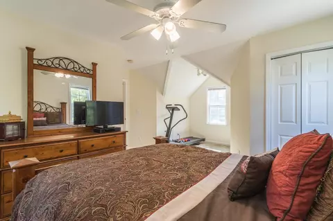 4301 Marbrey Dr, Durham, NC 27703 photo 18