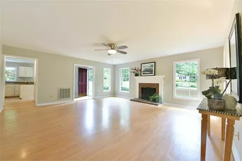 14 Tipperary Ct, Durham, NC 27713 photo 4