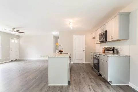 301 Chesapeake Ave, Durham, NC 27712 photo 9
