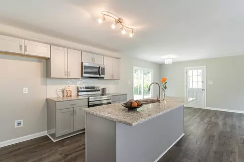 301 Chesapeake Ave, Durham, NC 27712 photo 2