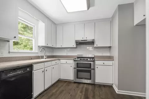 611 November Ln, Willow Spring, NC 27592 photo 9