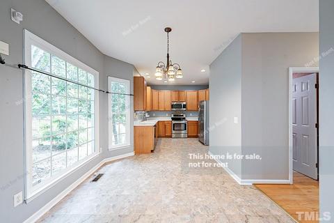 3304 Meadowrun Dr, Durham, NC 27707 photo 4