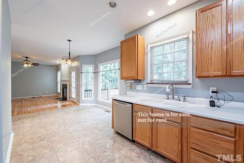3304 Meadowrun Dr, Durham, NC 27707 photo 8