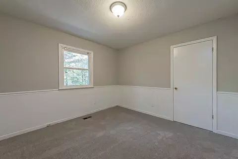 5701 Willow Dr, Durham, NC 27712 photo 11