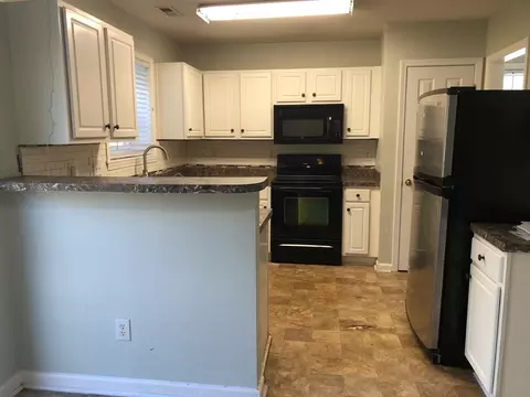 6 Sandy Bluff Ct, Durham, NC 27703 photo 7