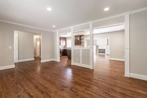 206 Pinecroft Dr, Raleigh, NC 27609 photo 5