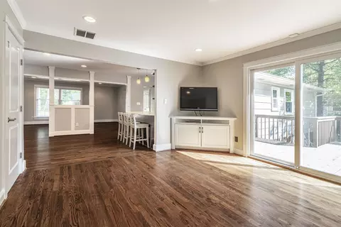 206 Pinecroft Dr, Raleigh, NC 27609 photo 12
