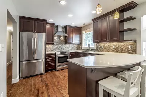 206 Pinecroft Dr, Raleigh, NC 27609 photo 8