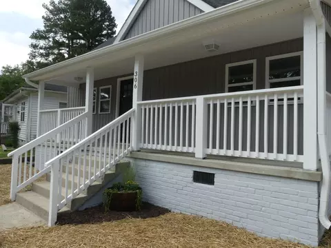 306 Cody St, Durham, NC 27703 photo 3