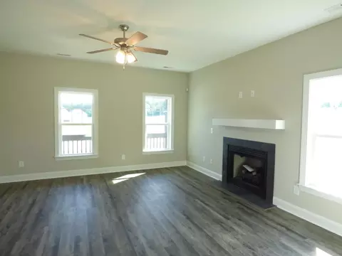 40 Pelt Pl, Benson, NC 27504 photo 6