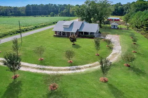 436 Avery Rd, Erwin, NC 28339 photo 2