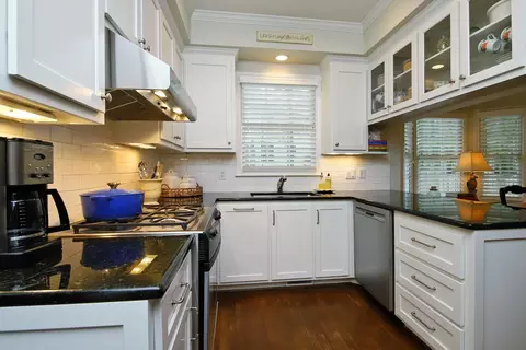 5 Clearwater Dr, Durham, NC 27707 photo 8