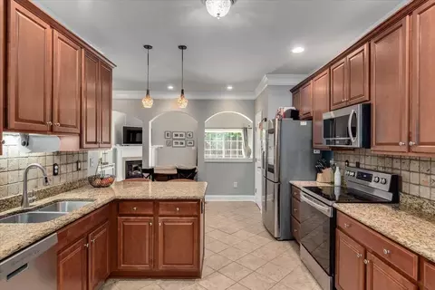 6 Piccadilly Ct, Durham, NC 27713 photo 6