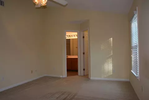 105 Chatfield Ct, Cary, NC 27513 photo 17