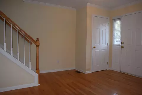 105 Chatfield Ct, Cary, NC 27513 photo 3
