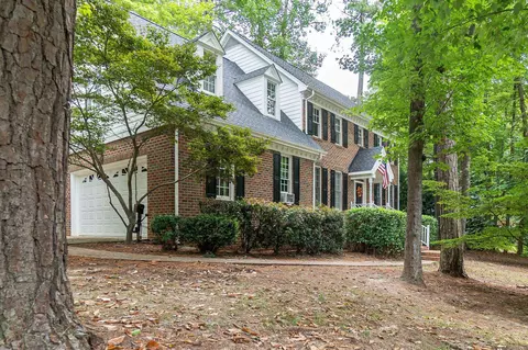 109 Windfall Ct, Cary, NC 27518 photo 2