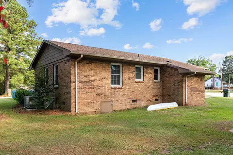104 N 8th St, Erwin, NC 28339 photo 12