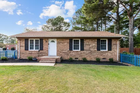 104 N 8th St, Erwin, NC 28339 photo 1