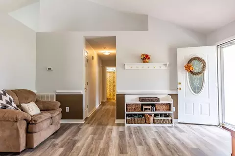 123 Phyllis Dr, Benson, NC 27504 photo 6