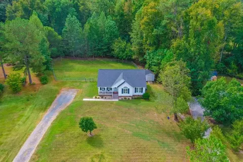 123 Phyllis Dr, Benson, NC 27504 photo 1