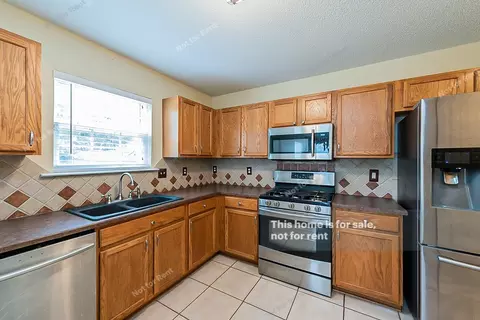 5504 Bridgeman Ct, Durham, NC 27703 photo 6