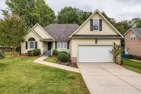 5603 Paces Ferry Dr, Durham, NC 27712 photo 1