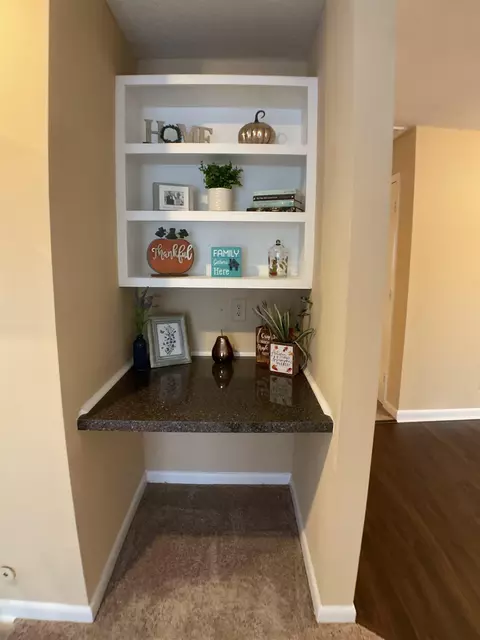 5820 Pointer Dr #201, Raleigh, NC 27609 photo 8