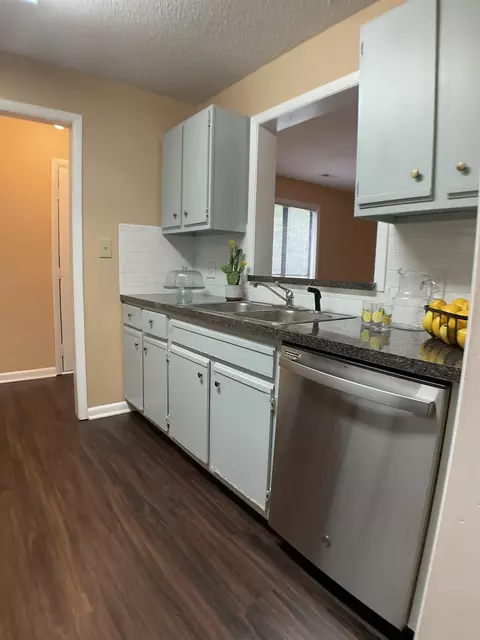 5820 Pointer Dr #201, Raleigh, NC 27609 photo 6