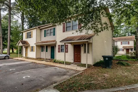 500 502 Forest Dr, Garner, NC 27529 photo 4