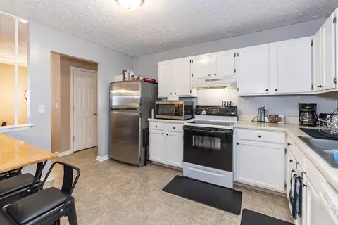 5914 Hadrian Dr, Durham, NC 27703 photo 14
