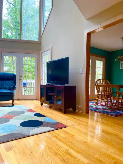 247 Point Trl, Semora, NC 27343 photo 9