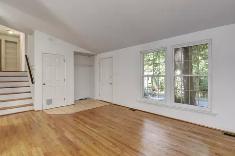 7317 Shellburne Dr, Raleigh, NC 27612 photo 6