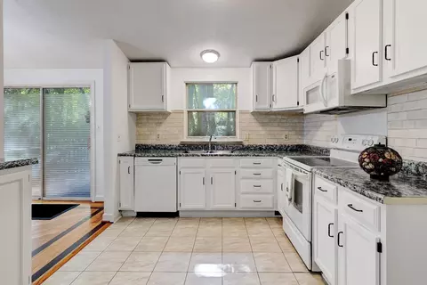 7317 Shellburne Dr, Raleigh, NC 27612 photo 12