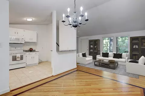 7317 Shellburne Dr, Raleigh, NC 27612 photo 7